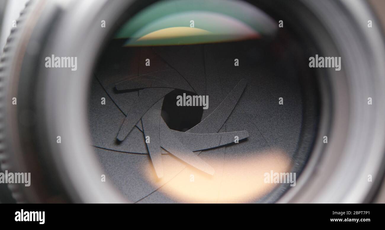Changing Camera lens aperture Stock Photo Alamy