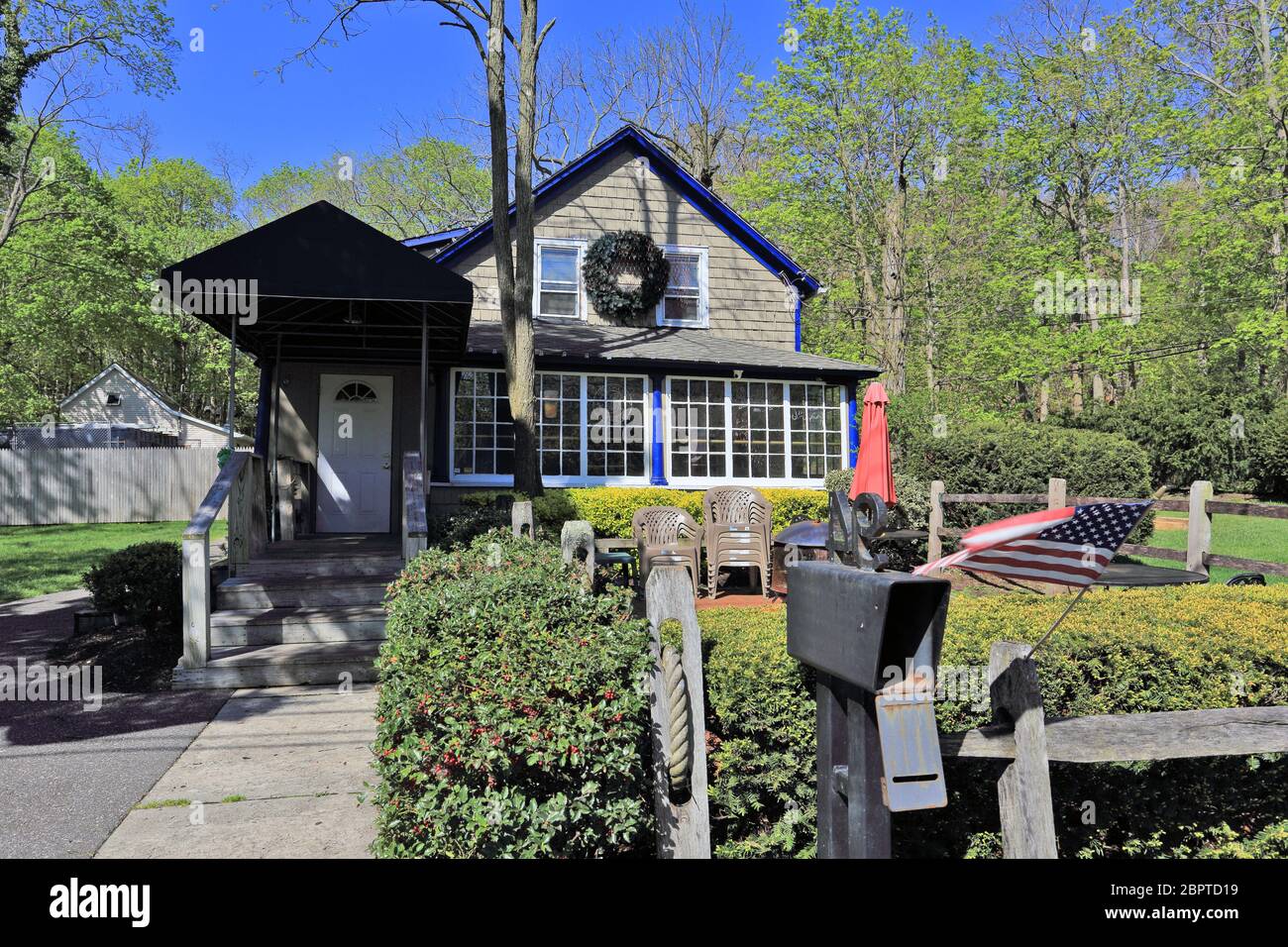 The Checkmate Inn bar and restaurant Setauket Long Island New York ...