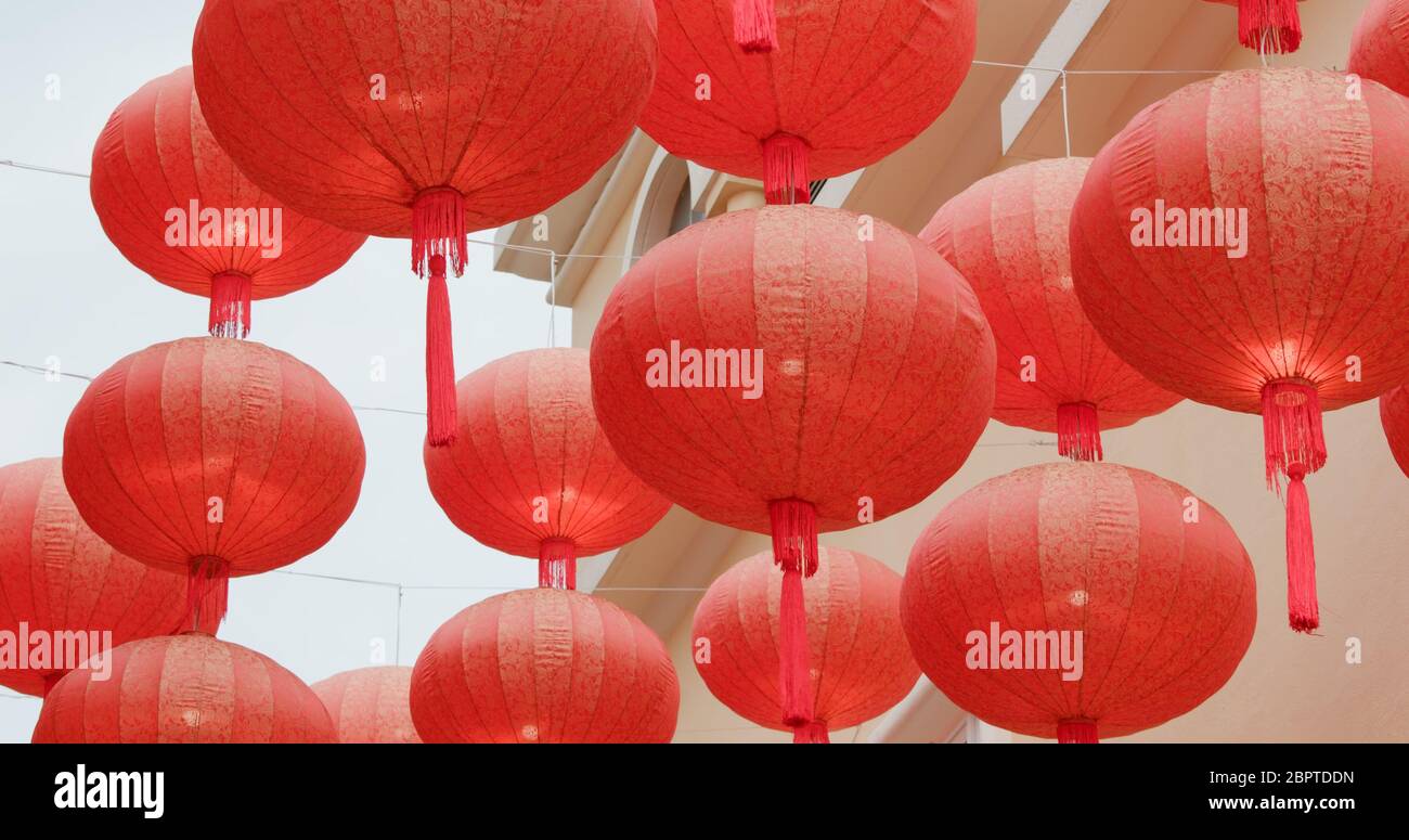 Chinese red lantern for lunar new year Stock Photo - Alamy