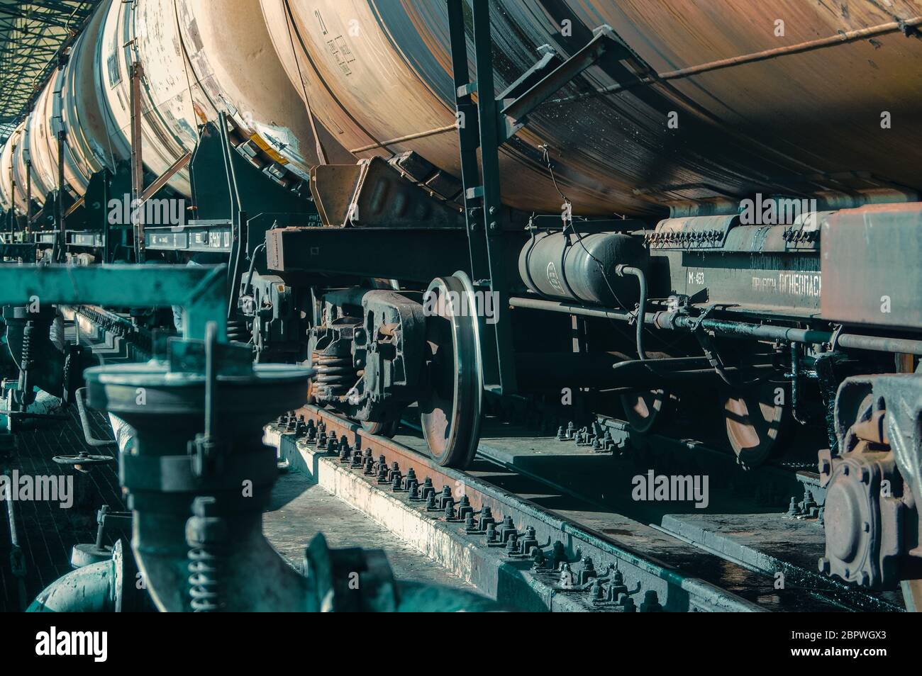Oil train wagons on oil refinery hi-res stock photography and images ...