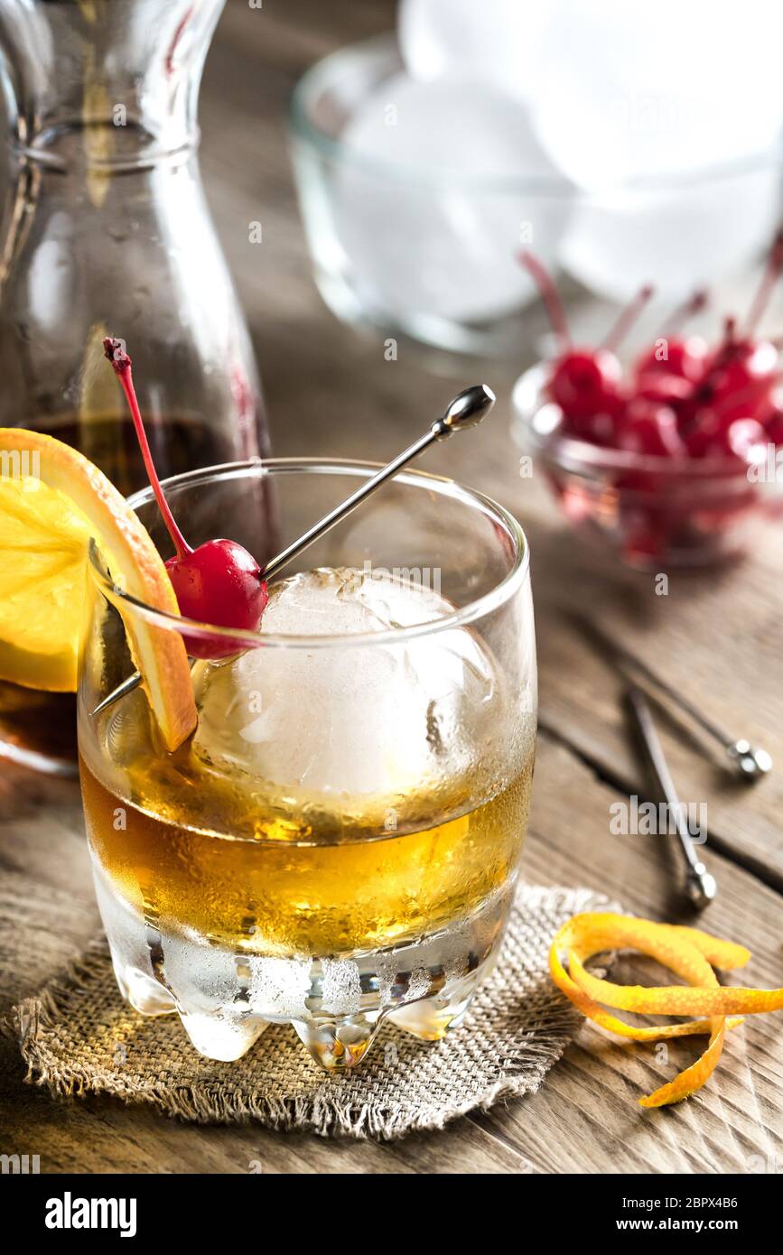 Old Fashioned Cocktails Stock Photo Alamy