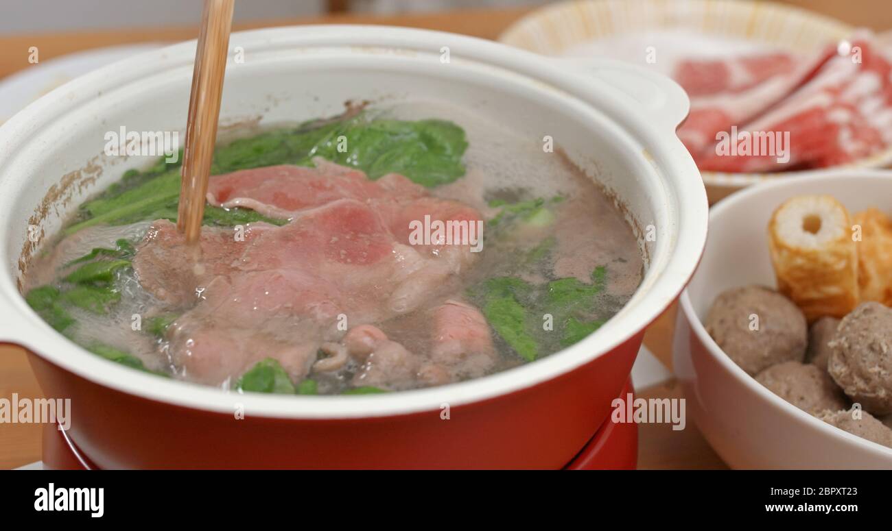 Chinese style hot pot hi-res stock photography and images - Alamy