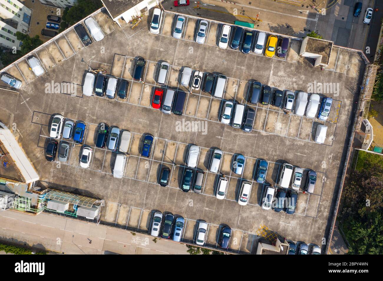 Top view of car park Stock Photo - Alamy