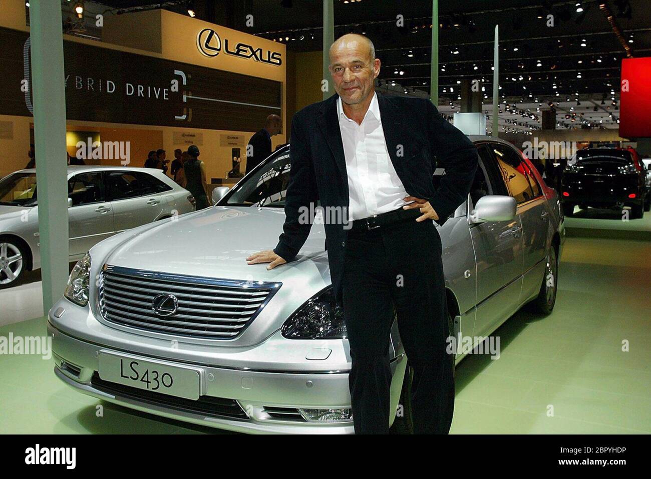 Page 5 Toyota Showroom High Resolution Stock Photography And Images Alamy
