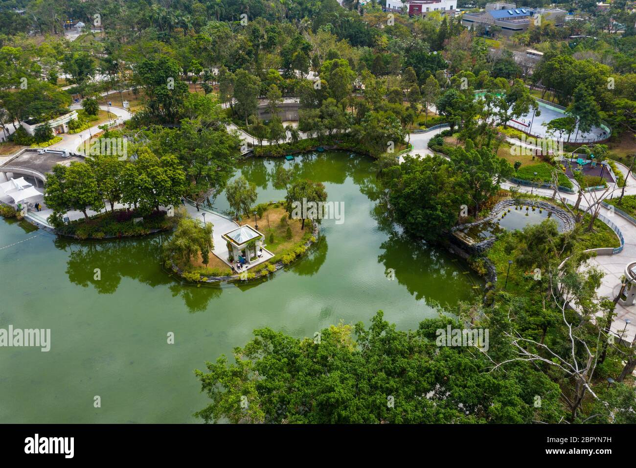 Aerial view circle water pond hi-res stock photography and images - Alamy