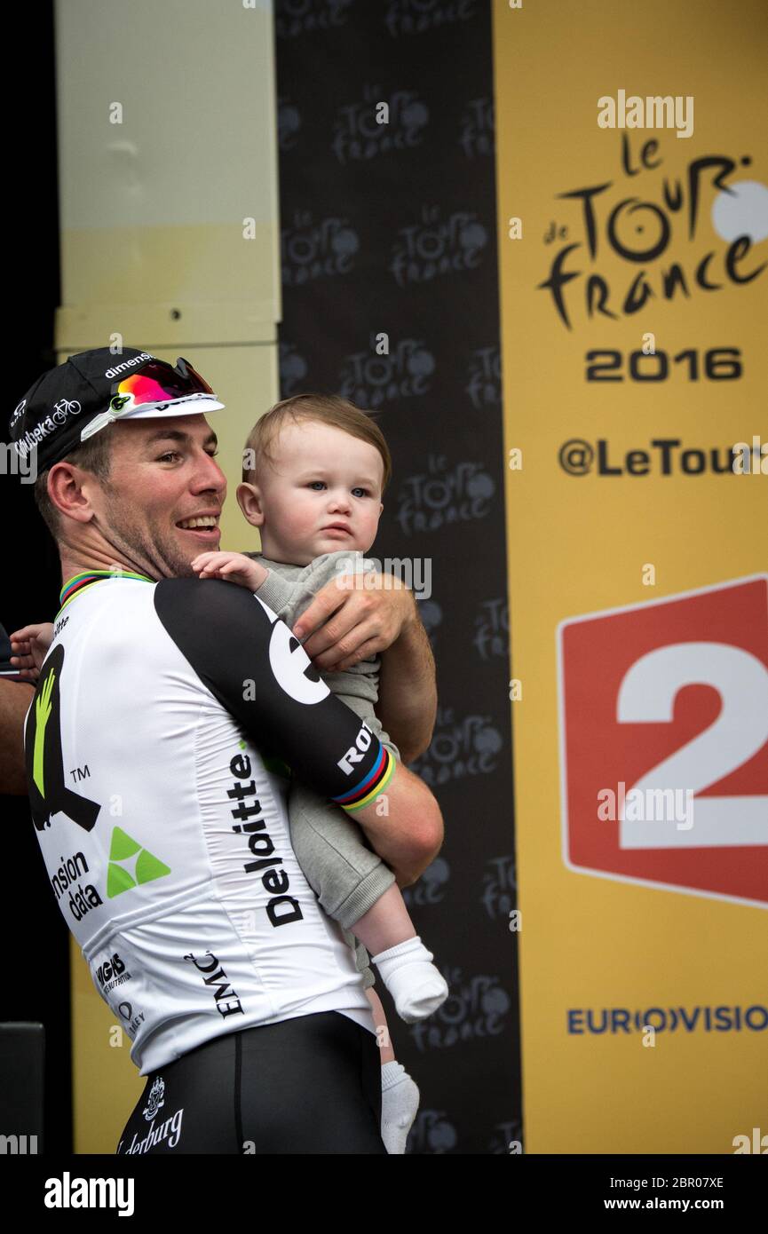 Cavendish family hires stock photography and images Alamy