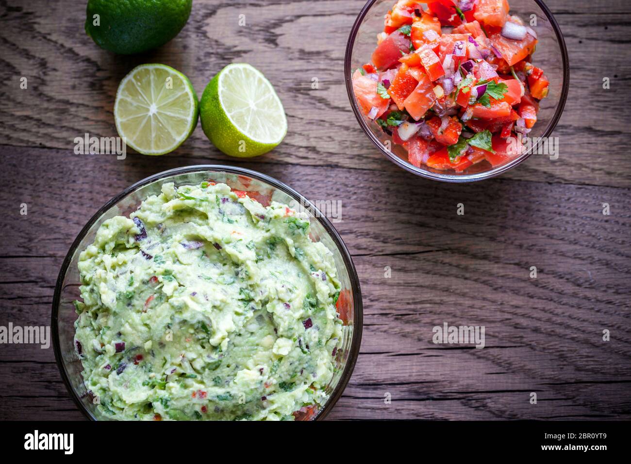 Mexican bowls stack hi-res stock photography and images - Alamy