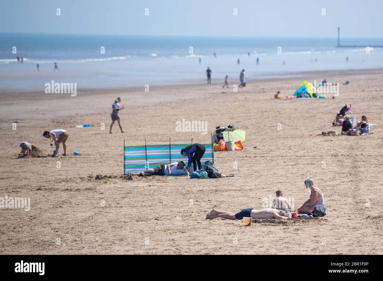 sunbathers-enjoy-the-hot-weather-at-mablethorpe-in-lincolnshire-as