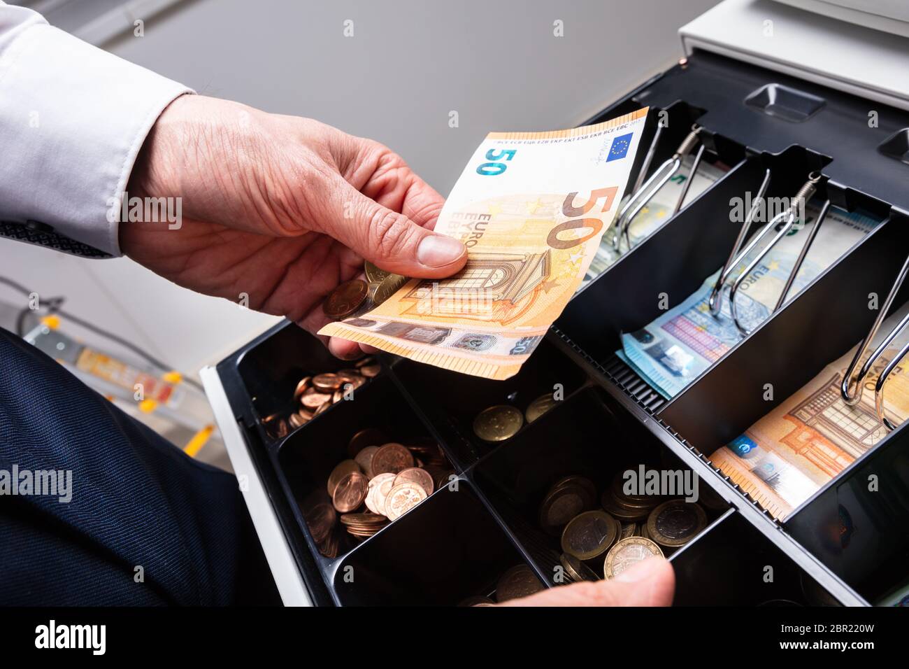 Open Check Till Cashier's till hi-res stock photography and images - Alamy