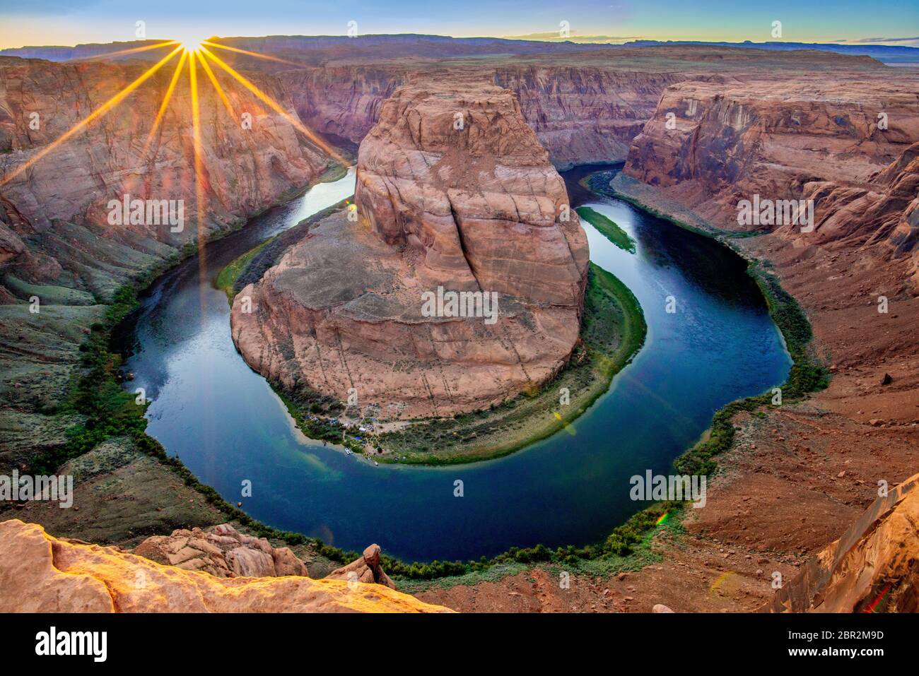 Horseshoe bend sunburst hi-res stock photography and images - Alamy