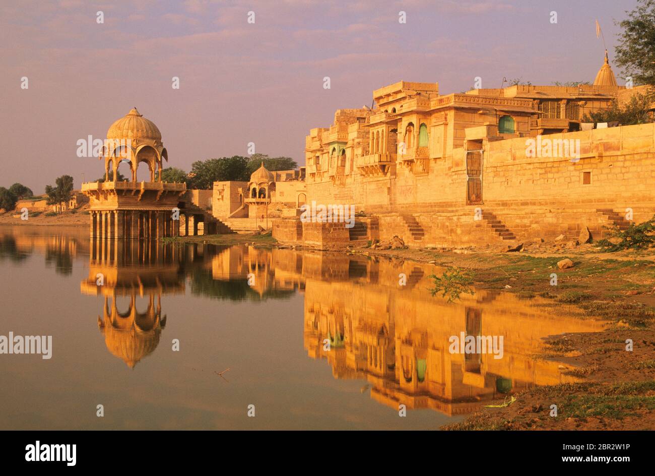 Gadi Sagar Temple and Lake, Jaisalmer, Rajasthan, India Stock Photo