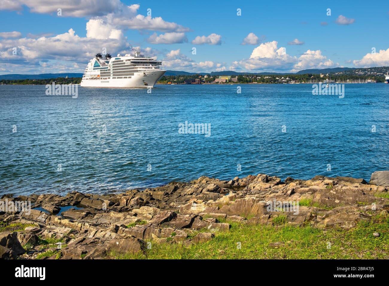 Mv Explorer High Resolution Stock Photography And Images Alamy
