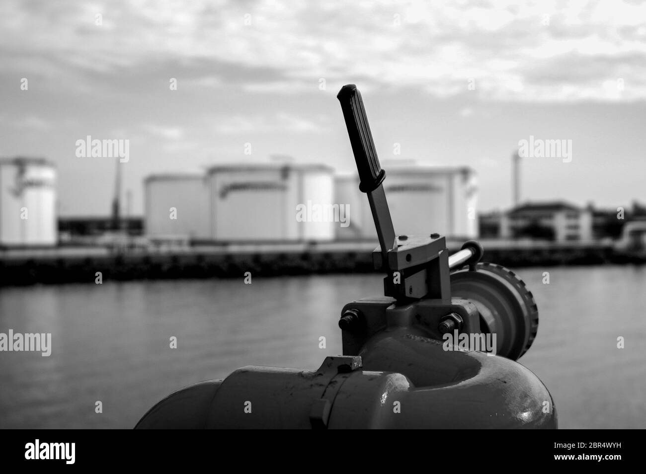 Oil pumps. Offshore Industry oil and gas production petroleum pipeline Stock Photo Alamy