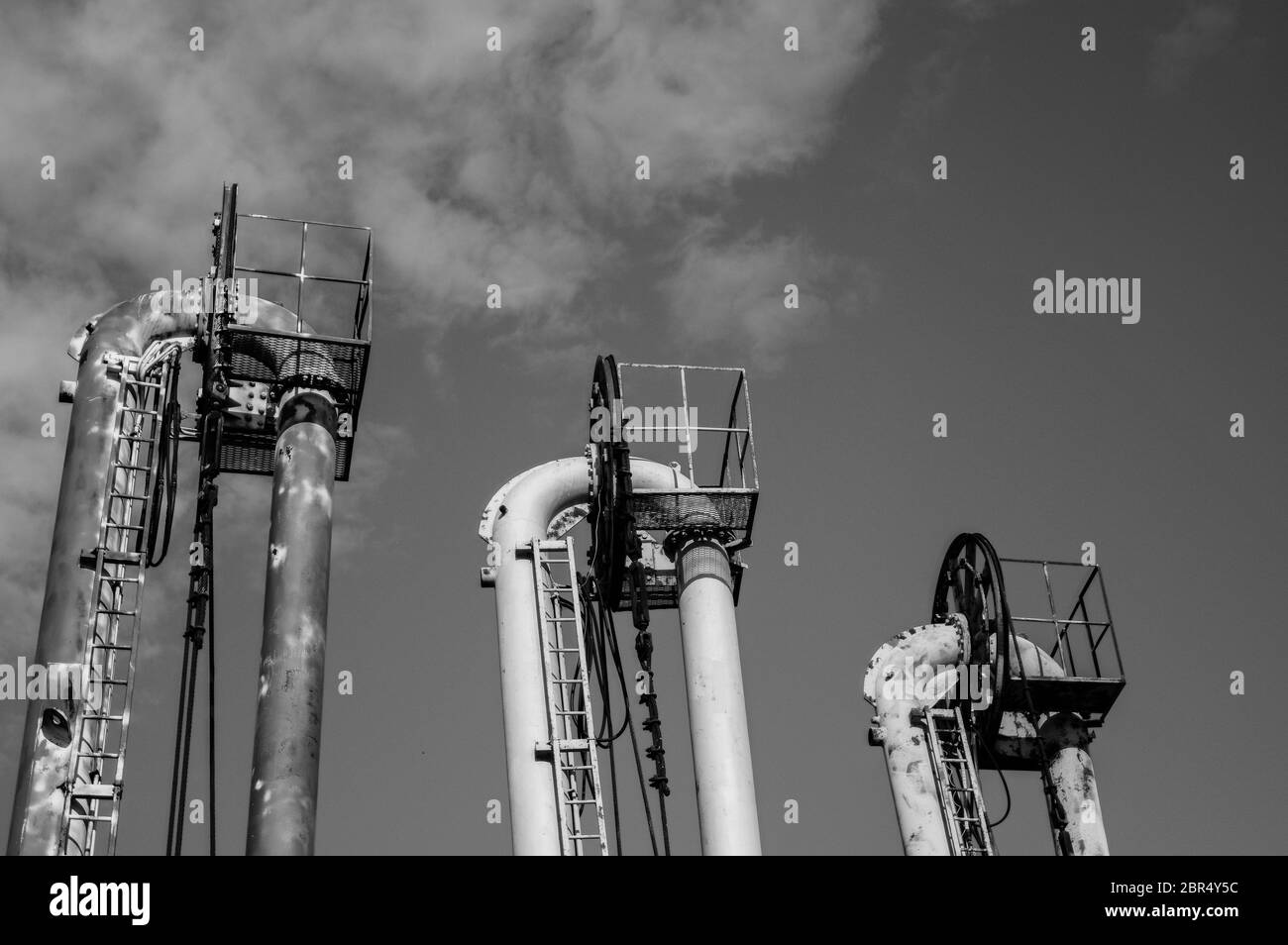 Oil pumps. Offshore Industry oil and gas production petroleum pipeline Stock Photo Alamy
