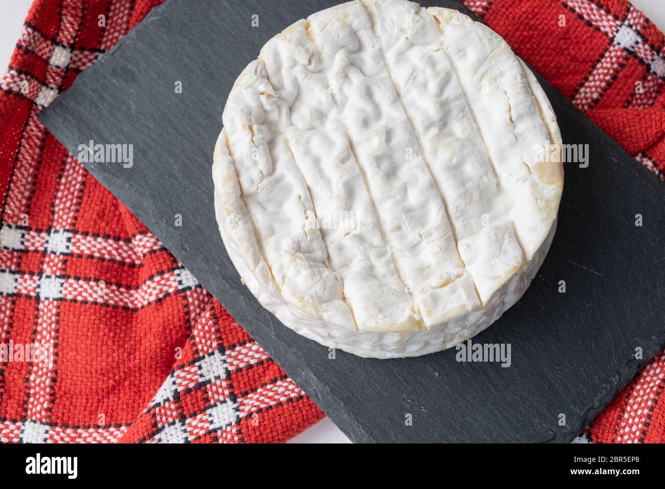 Camembert de normandie (camembert de normandy) is a cow´s milk cheese