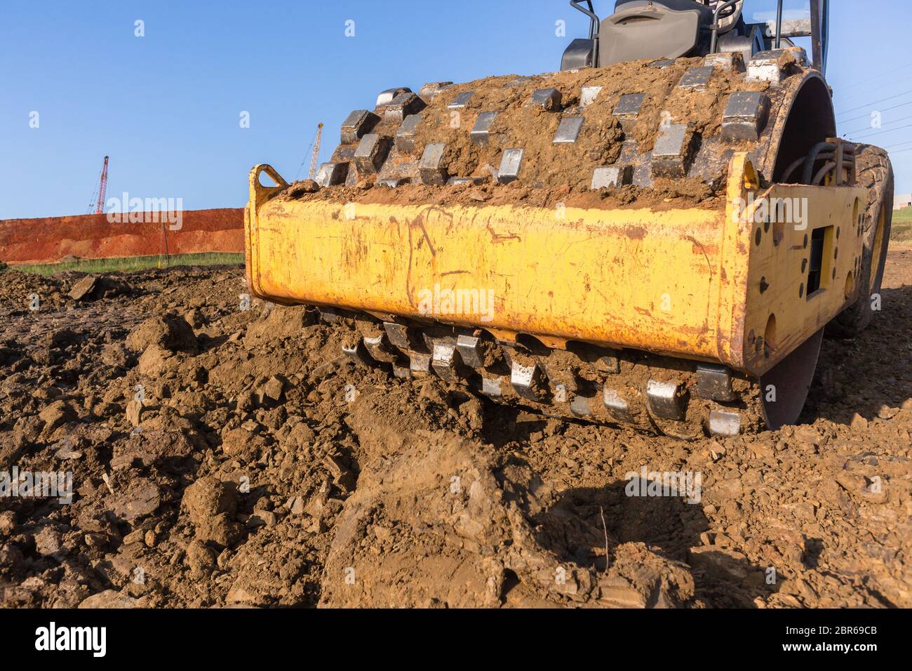 Construction industrial earthworks landfill compactor machine vibration ...