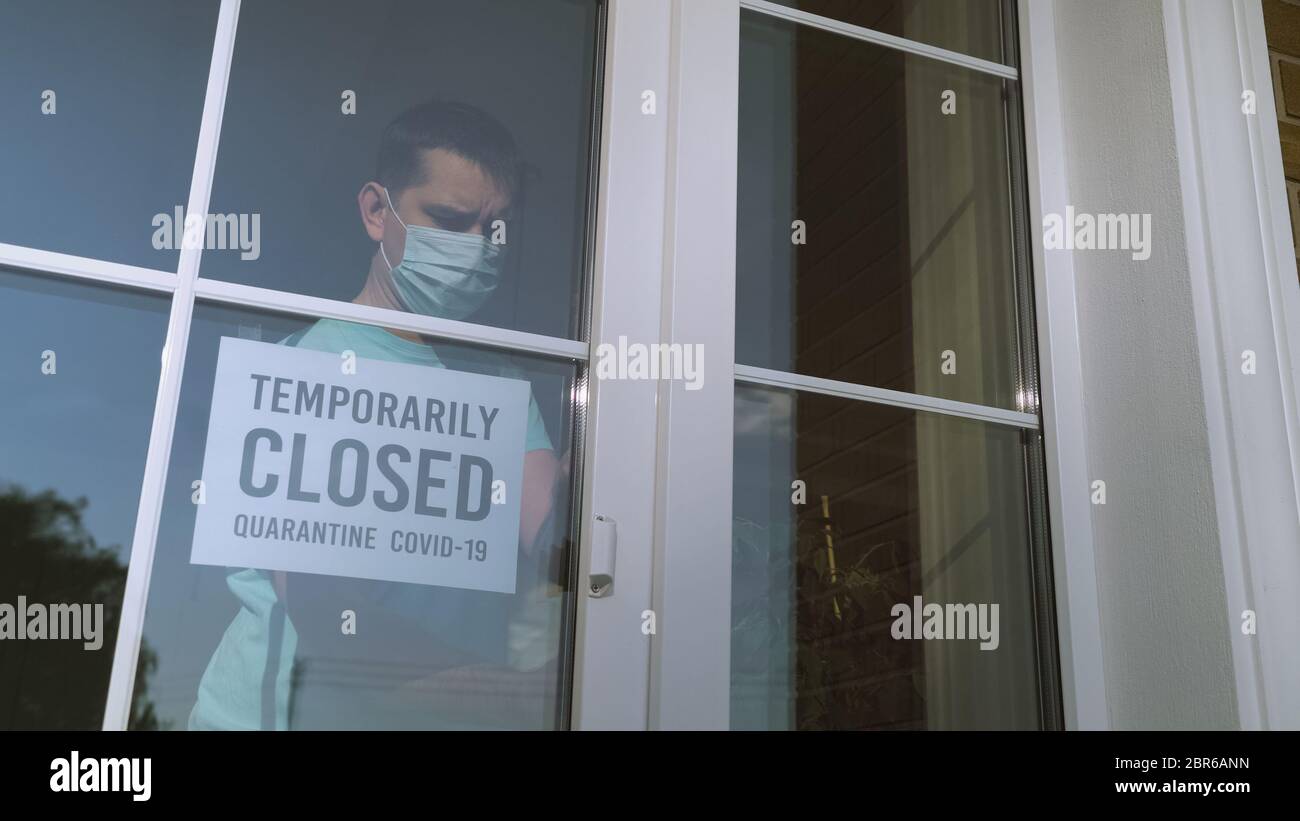 Restaurant and shops closed due to the Coronavirus Stock Photo