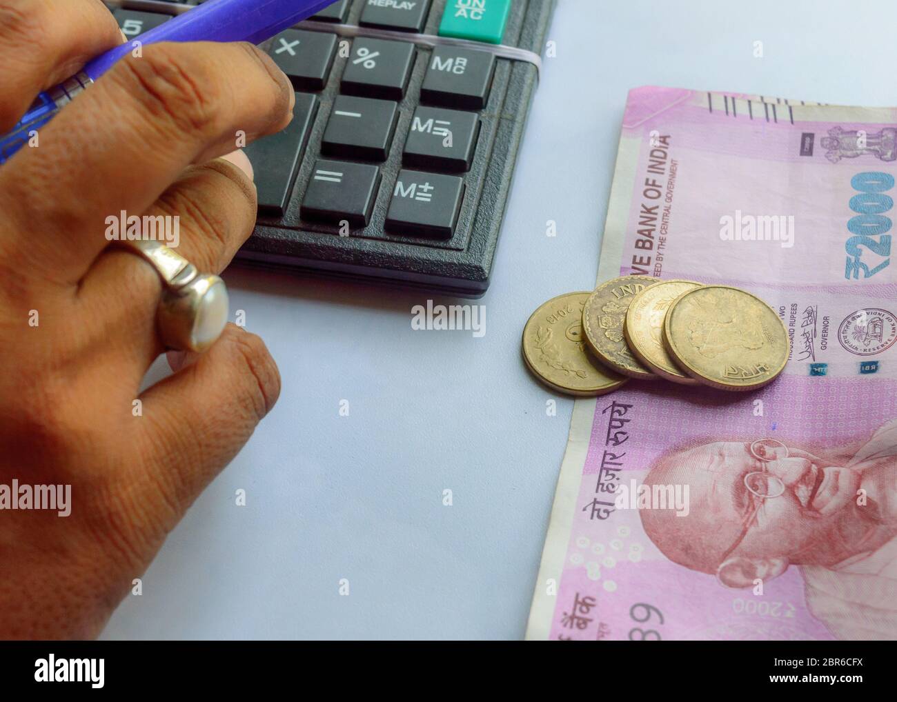 Currency Exchange Rates Woman High Resolution Stock Photography And Images Alamy