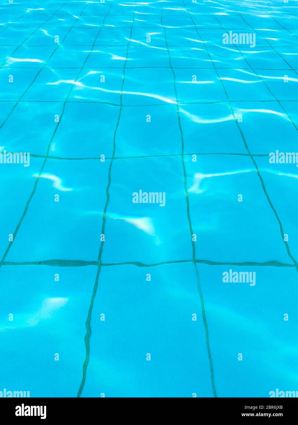 Pool Form Above Pool from above hi-res stock photography and images - Alamy