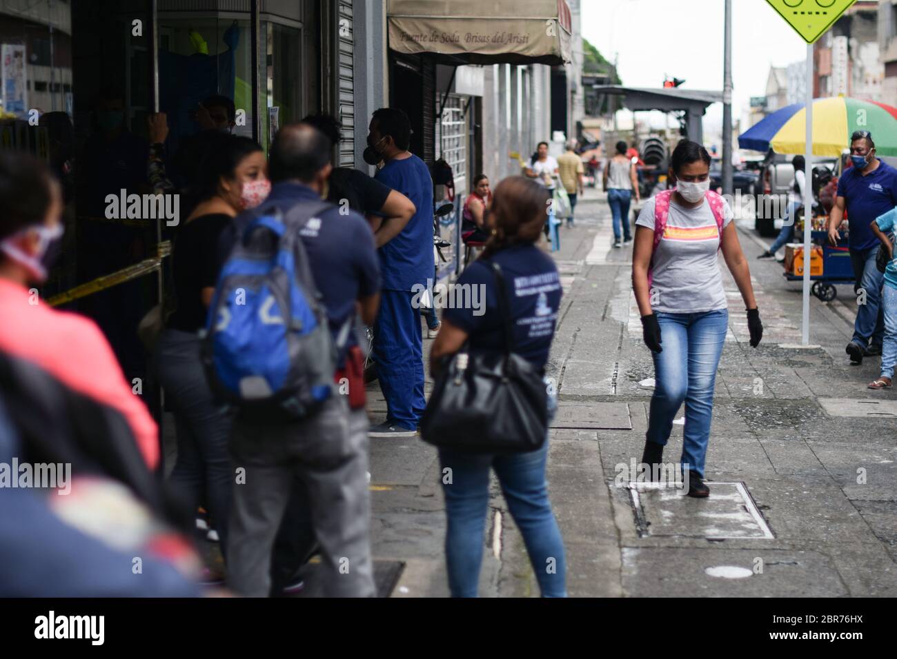 Miami Florida Design District shopping shoppers Off-White designer Virgil  Abloh clothing outside exterior entrance store customers line queue waiting  Stock Photo - Alamy