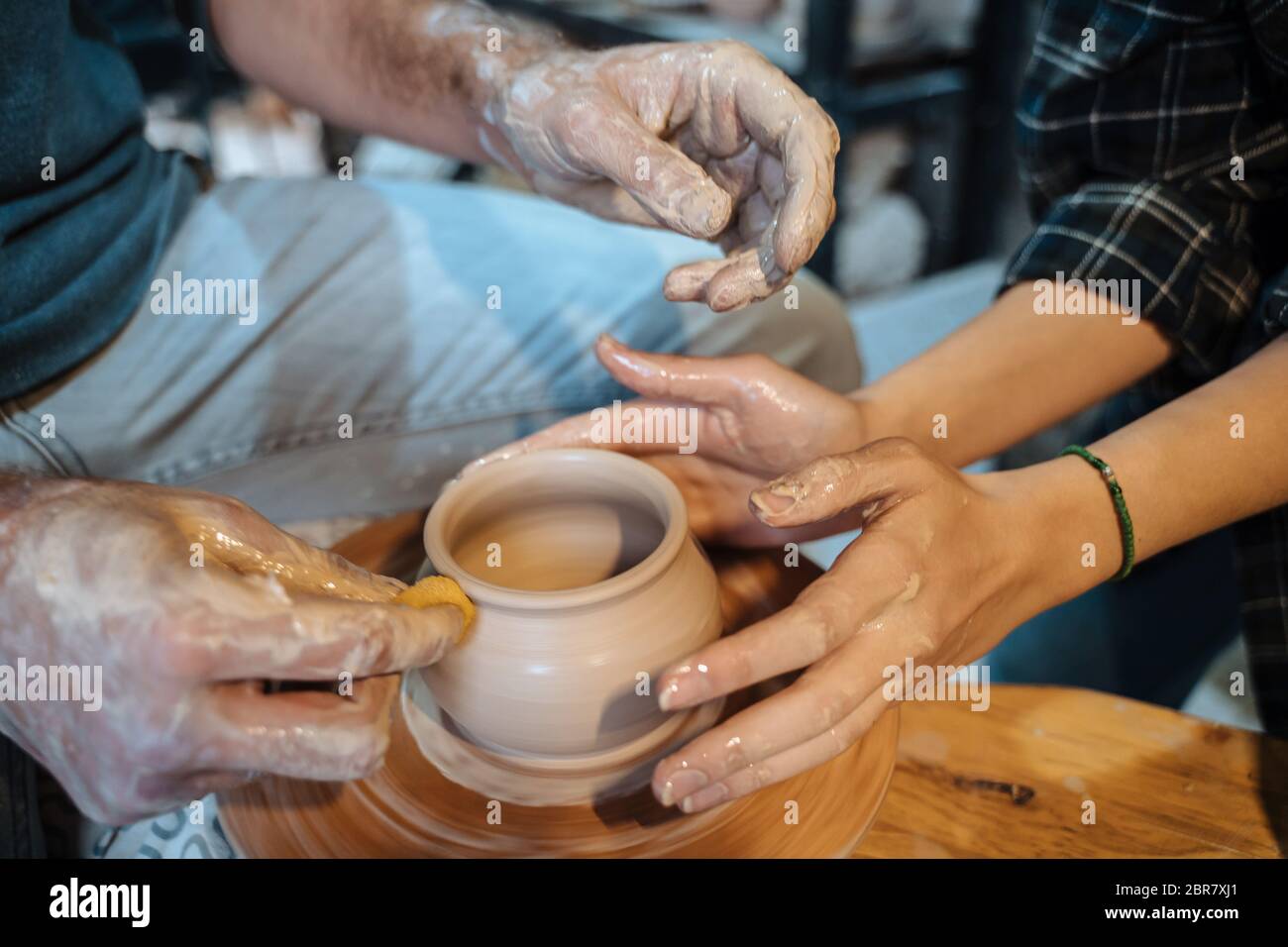 Making a handmade clay pot. Pottery lesson, hobby Stock Photo Alamy