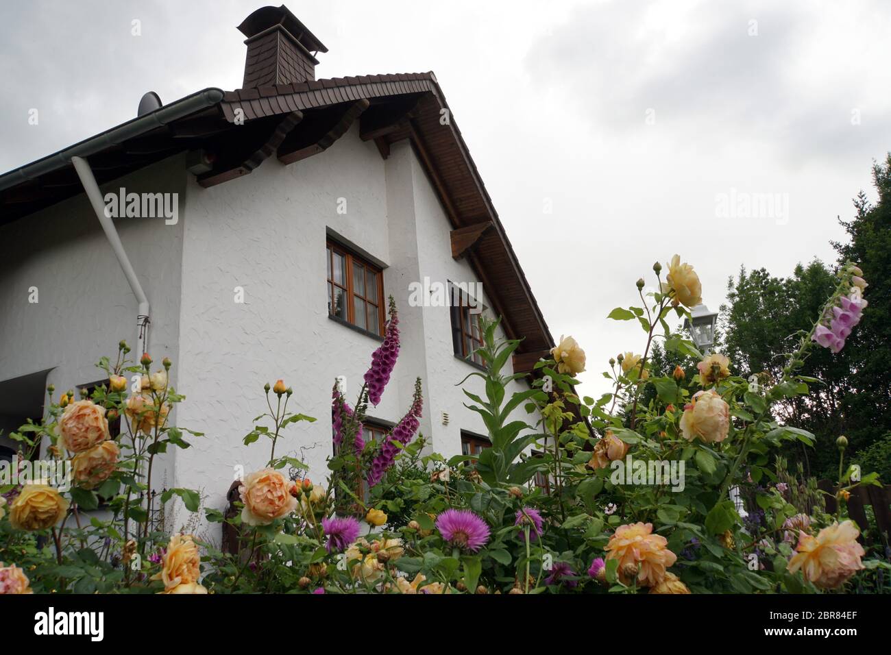 Einfamilienhaus im Landhaus-Stil Stock Photo