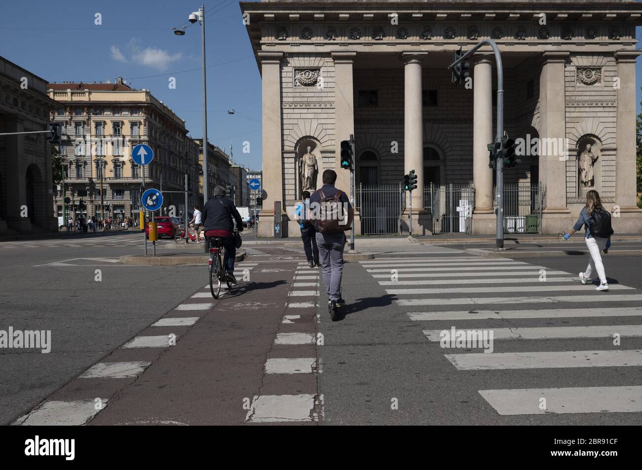Milan, Italy. 20th May, 2020. New cycle path in Corso Venezia and Corso Buenos Aires, but there are many traffic problems and a very dangerous crossroad. Project to be reviewed. (Photo by Luca Ponti/Pacific Press) Credit: Pacific Press Agency/Alamy Live News Stock Photo