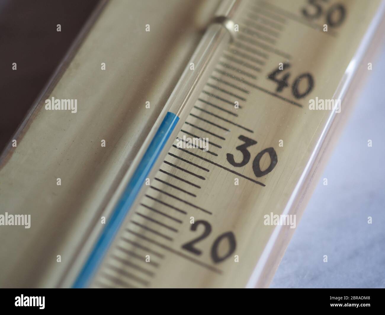 33 degrees celsius hi-res stock photography and images - Alamy