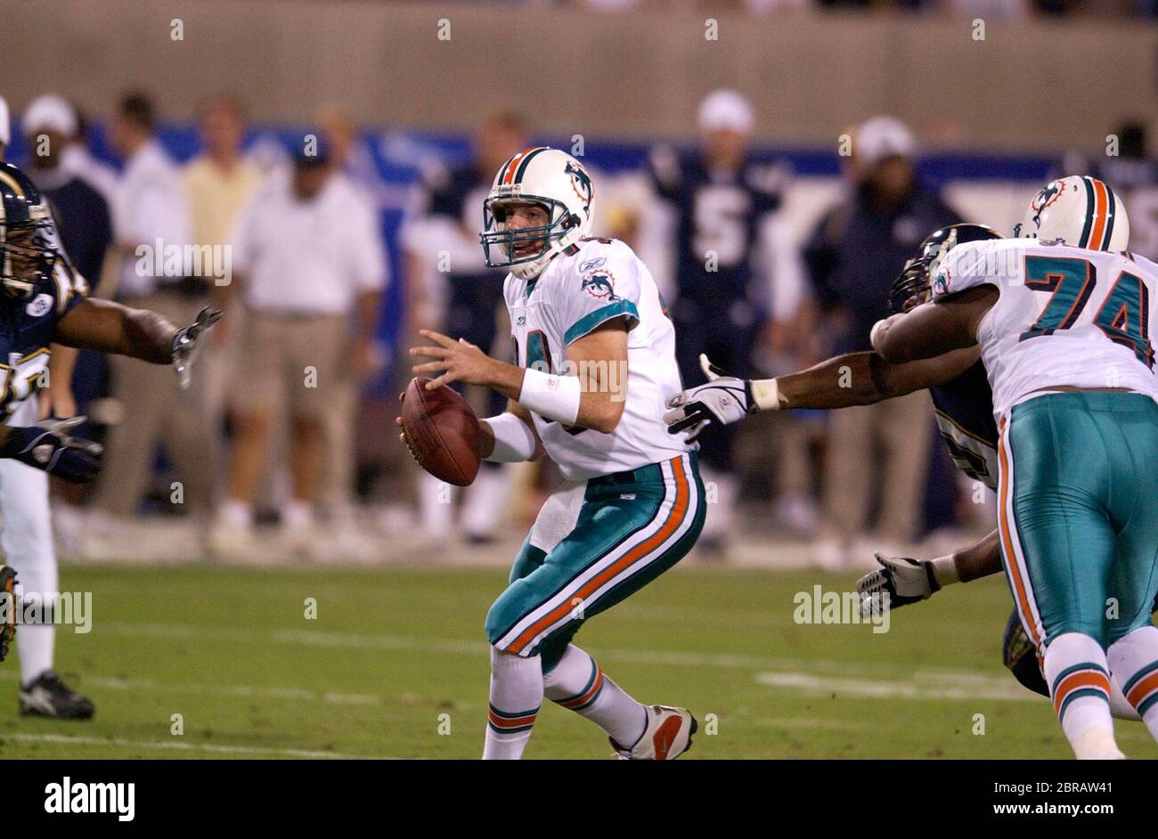 14 September 2003: Junior Seau of the Miami Dolphins Sunday at Giants  Stadium in East Rutherford, NJ. Miami beat the Jets 21-10. (Icon Sportswire  via AP Images Stock Photo - Alamy