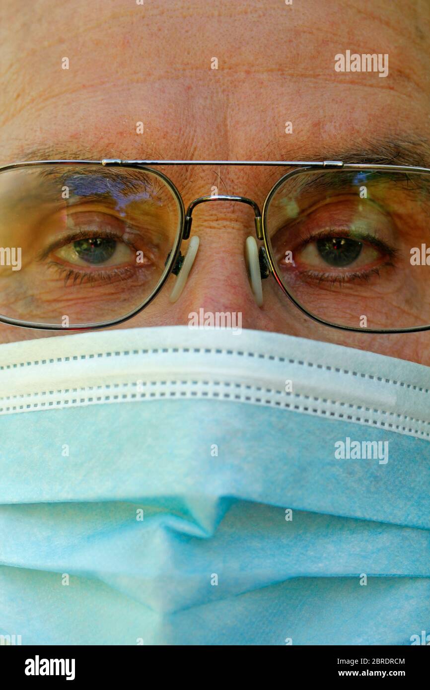 Old man with mask Stock Photo - Alamy