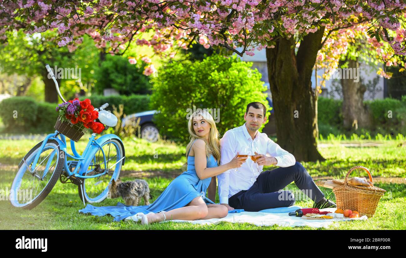 Attractive Couple Enjoying Romantic Sunset Picnic in Countryside ...