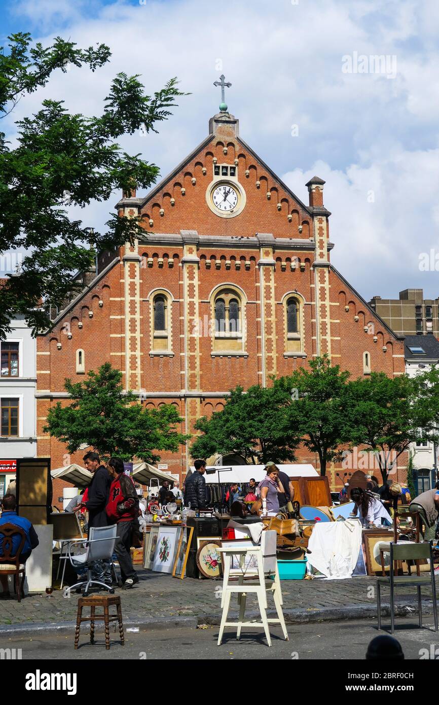 Outdoor street market in Brussels Stock Photo Alamy