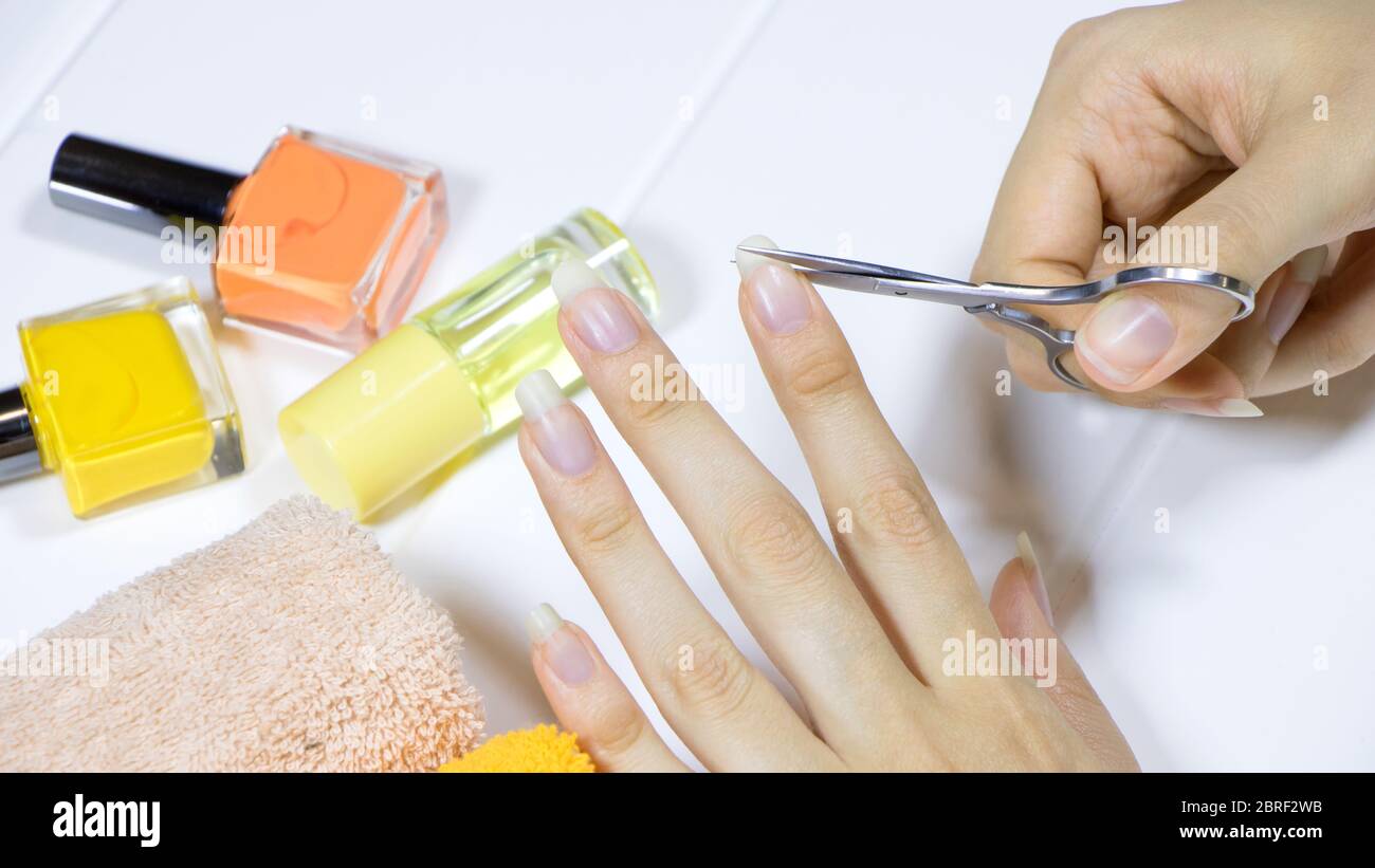 6 Things To Know About Nail Extensions Before Trying It | OnlyMyHealth