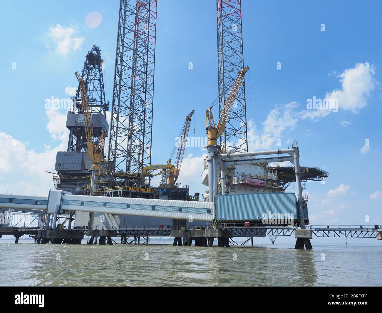 Oil rig prospector 1 hi-res stock photography and images - Alamy