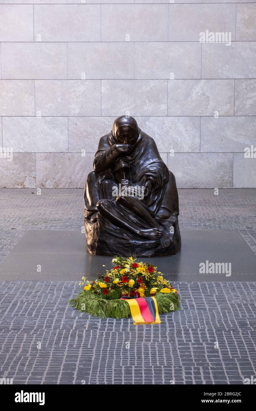 Wreath laid at sculpture Mother with her Dead Son in Central Memorial of the Federal Republic of Germany for the Victims of War Stock Photo