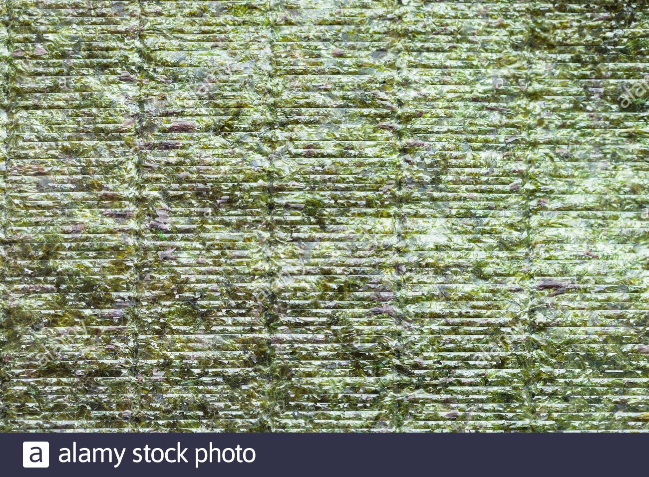 seaweed used in japanese cuisine