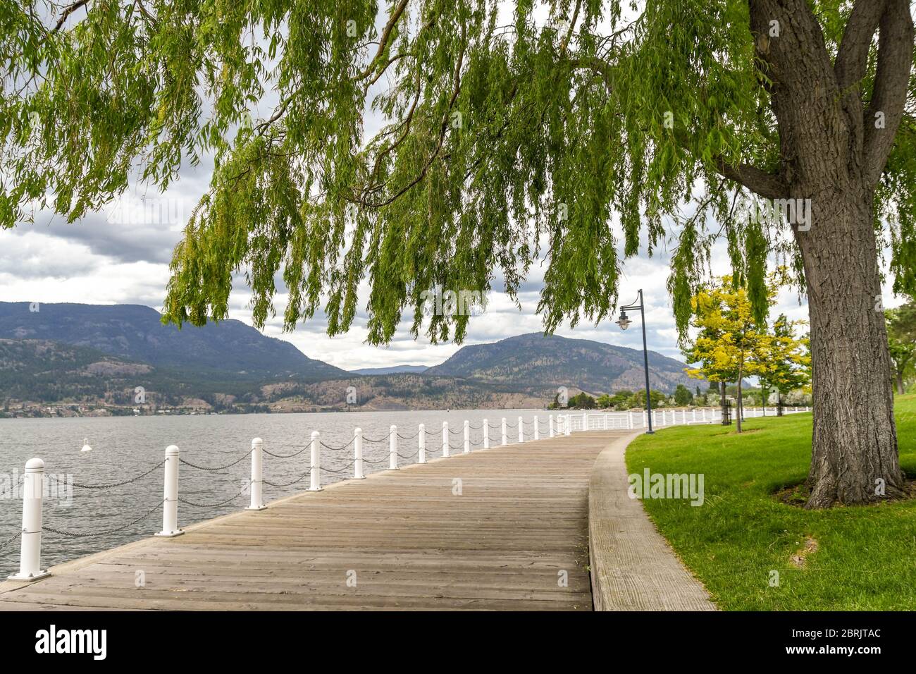 KELOWNA, BRITISH COLUMBIA, CANADA JUNE 2018 Wooden walkway around