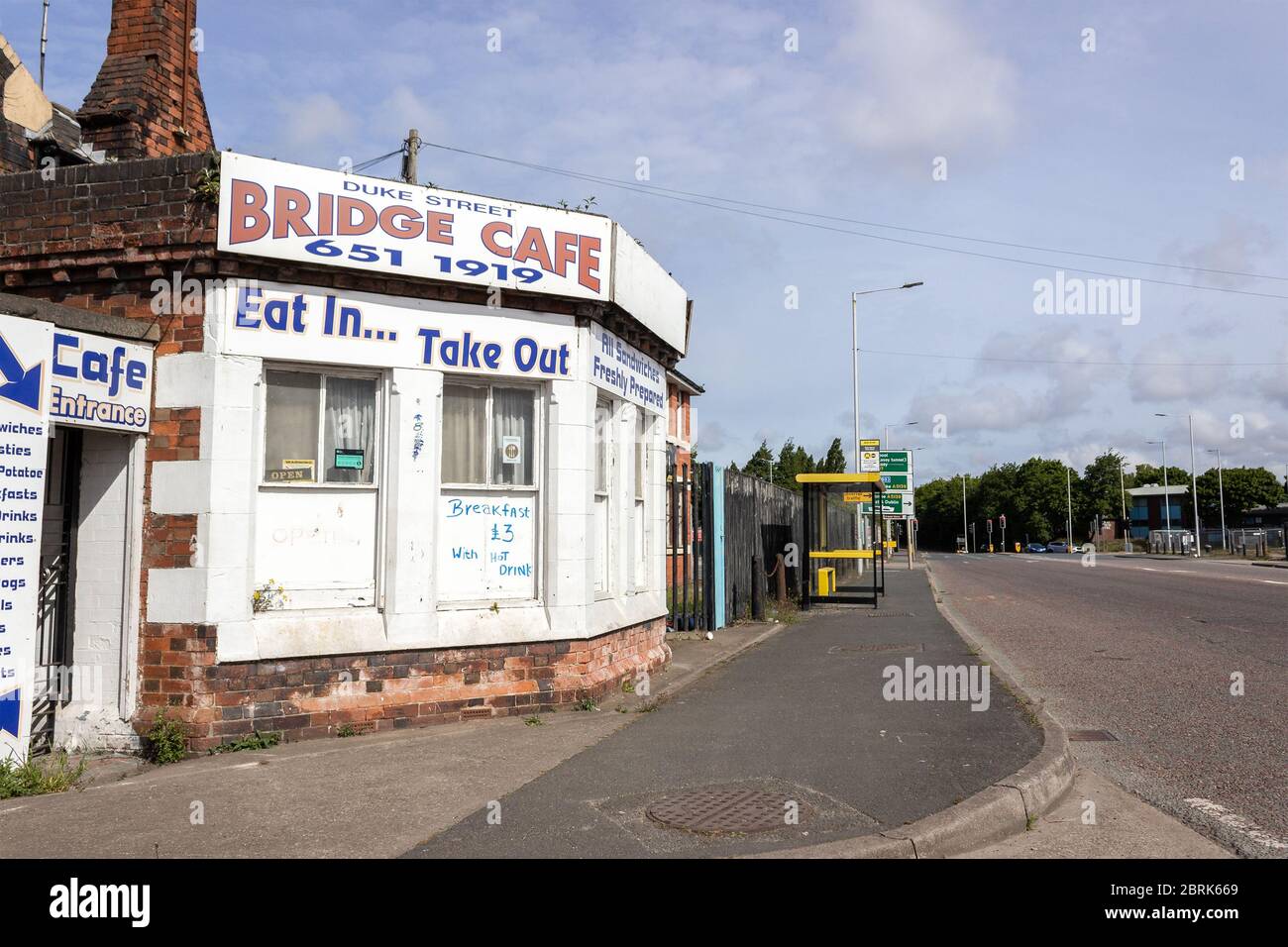 Bridge Cafe, snack stop on Duke Street, Birkenhead Stock Photo Alamy
