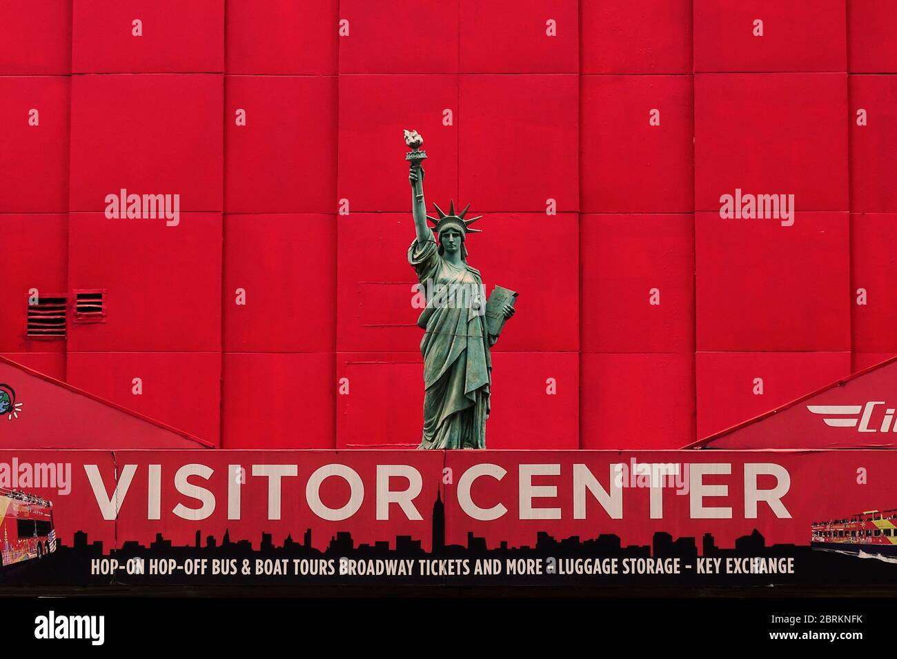 Visitor center Times Square Manhattan NYC Stock Photo Alamy