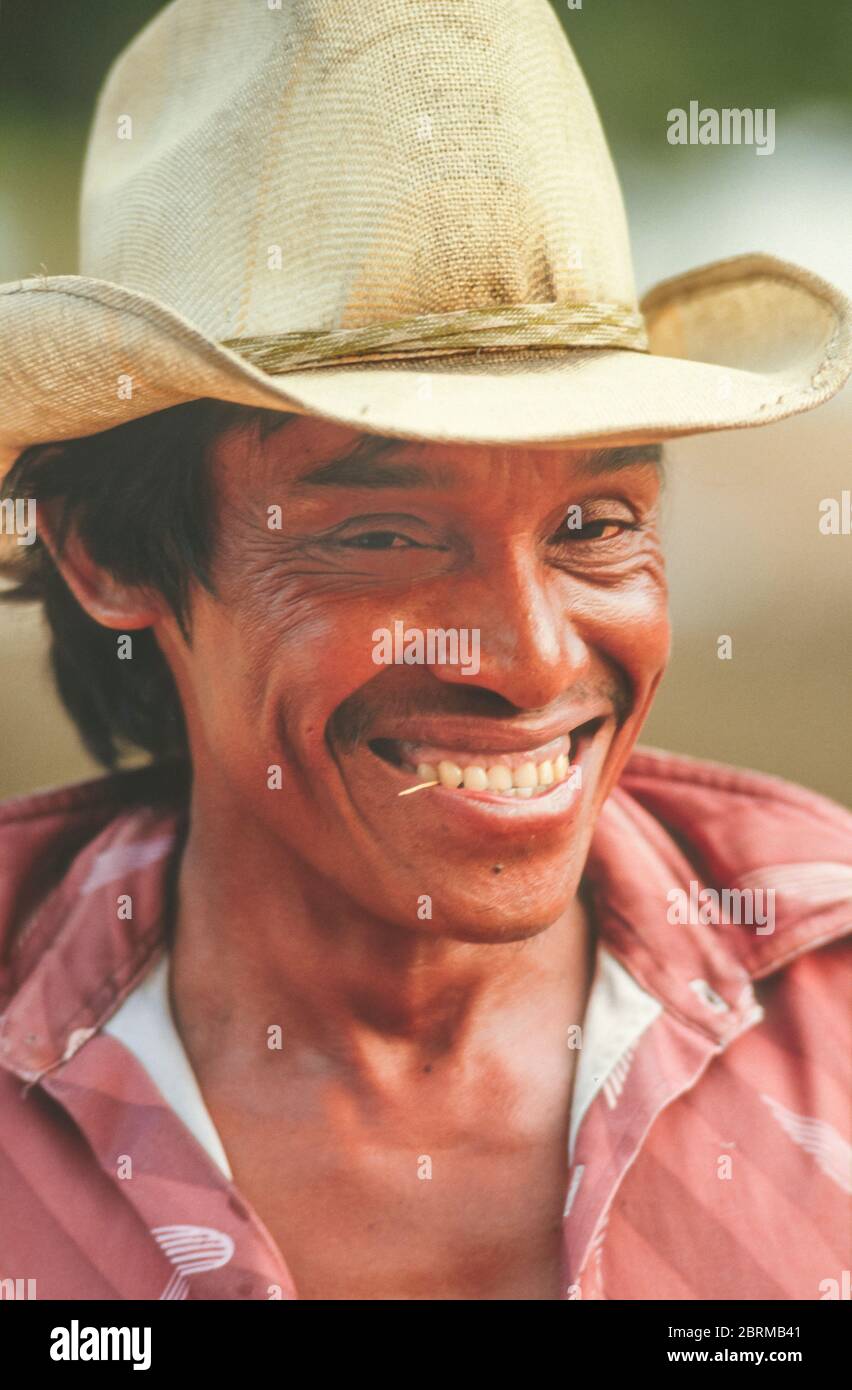 PIEDRA AZUL, APURE STATE, VENEZUELA - Yaruro, Pume people, man with hat, at indigenous settlement in April 1988. Stock Photo