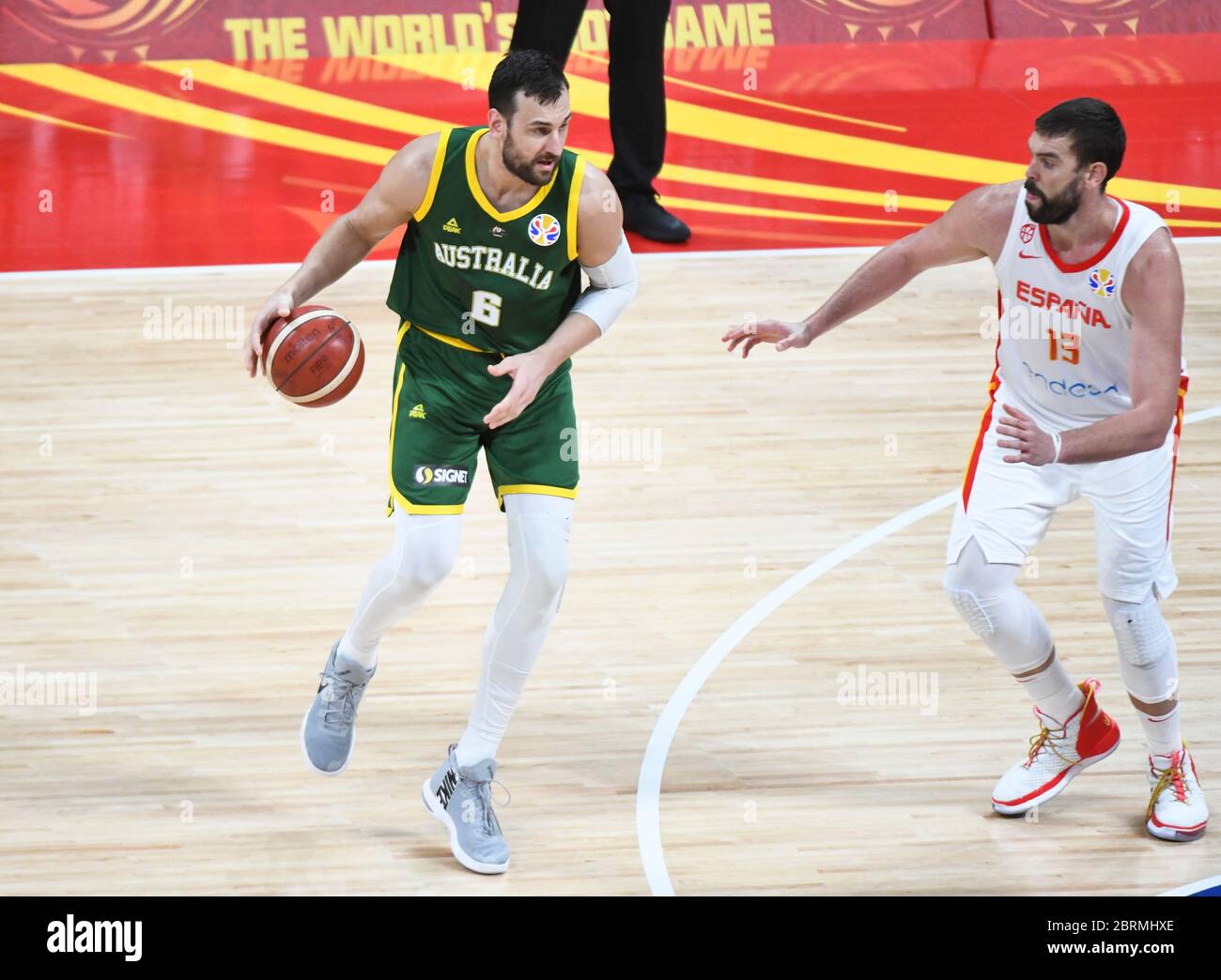 Andrew Bogut (Australia) and Marc Gasol (Spain). FIBA Basketball World Cup China 2019, Semifinals Stock Photo