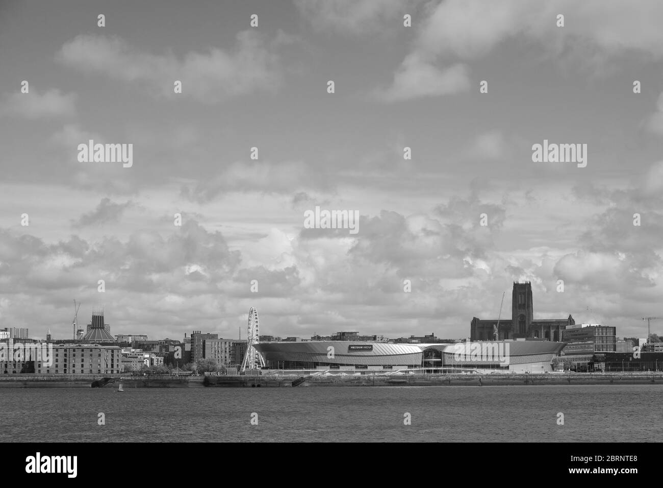 Birkenhead docks wirral Black and White Stock Photos & Images - Alamy