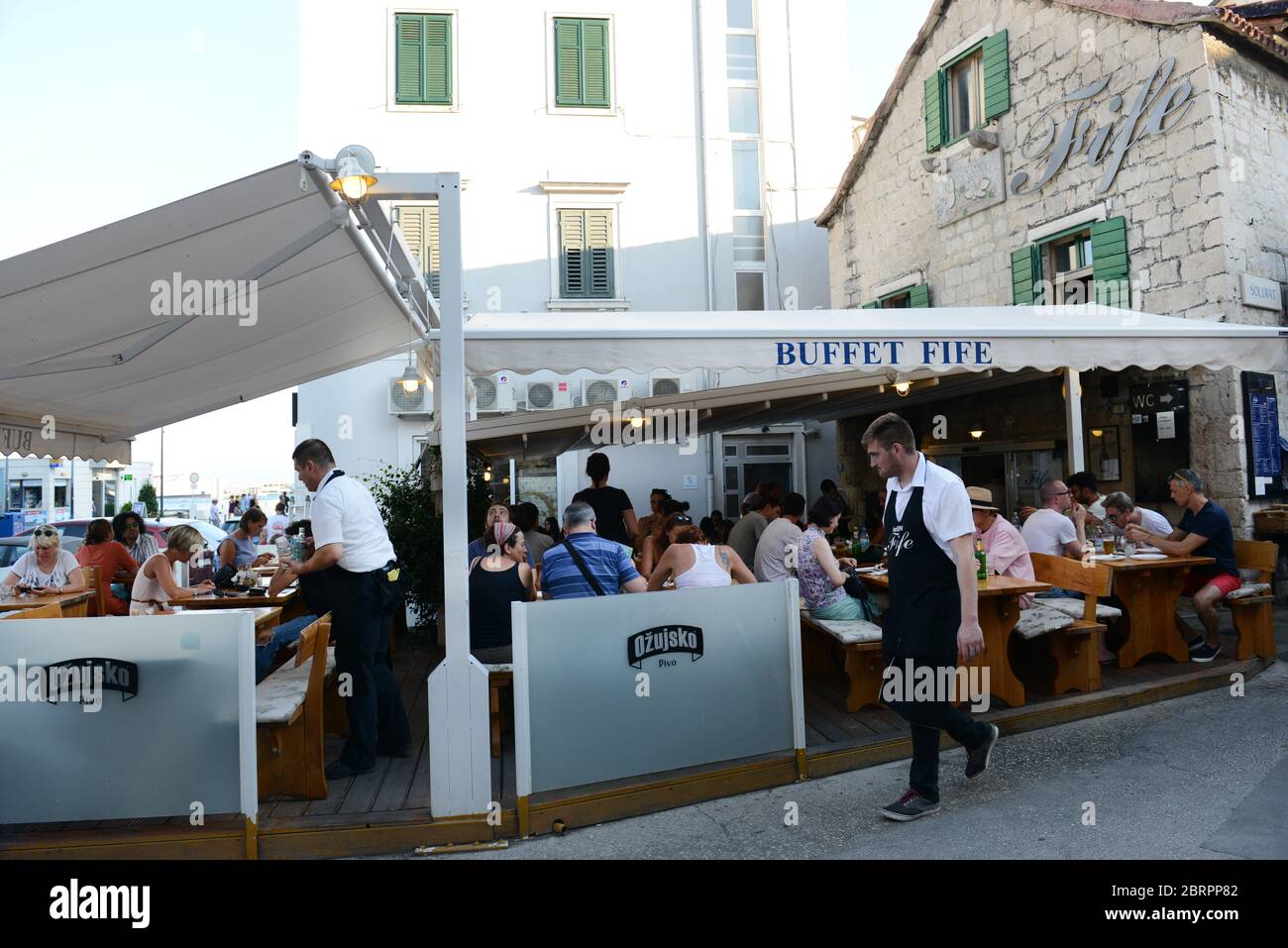 Buffet fife hires stock photography and images Alamy