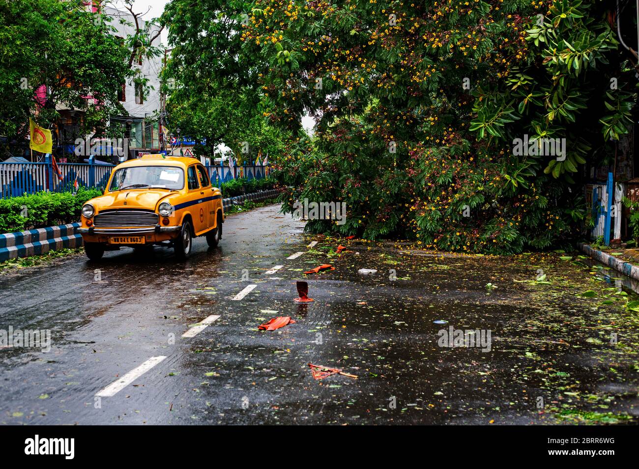 India 21st May Amphan Cyclone Effectively Made A Landfall In Kolkata In Late Afternoon Lasted For Four Hours With Approximately Two Hours Of Extremely Wind Blow At The Speed Of 133