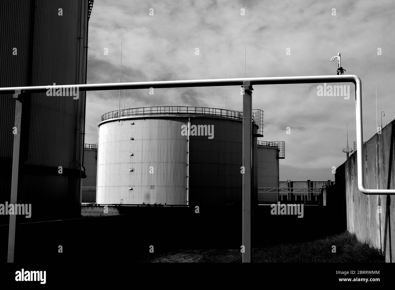 Crude oil tank in the oil refinery. Storage tanks for oil. Tanks for the storage of petroleum