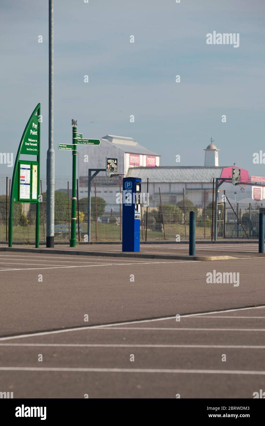 20th May 2020. Great Yarmouth, UK. Car parks remain closed in Great Yarmouth as pandemic restrictions continue.  Visitors are being urged by officials to keep away from the Norfolk seaside resort over the Spring Bank Holiday. Stock Photo