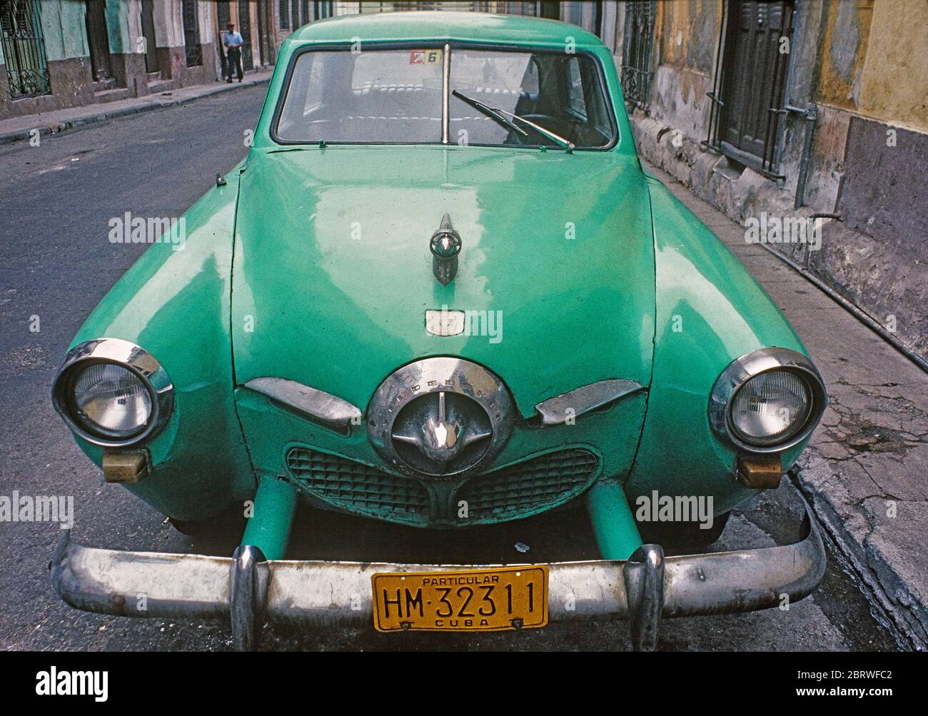 https://c8.alamy.com/comp/2BRWFC2/1950s-classic-studebaker-car-in-original-condition-in-daily-use-street-parked-in-havanna-cuba-2BRWFC2.jpg
