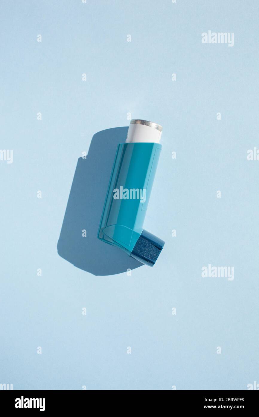 asthma inhaler medicine. medical treatment Stock Photo Alamy