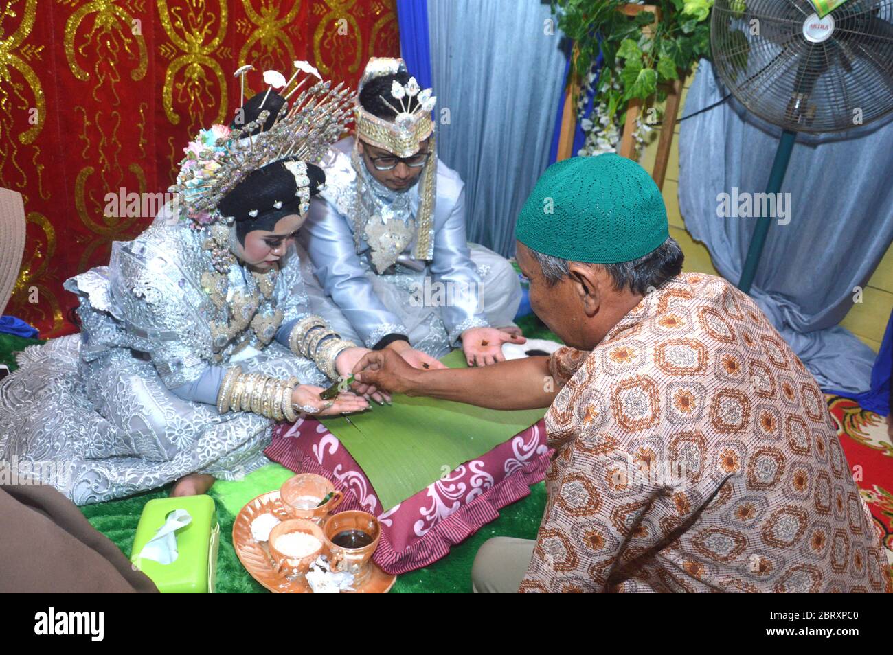 TARAKAN, INDONESIA - 19 MARCH 2020 : The first haircut for Muslim 