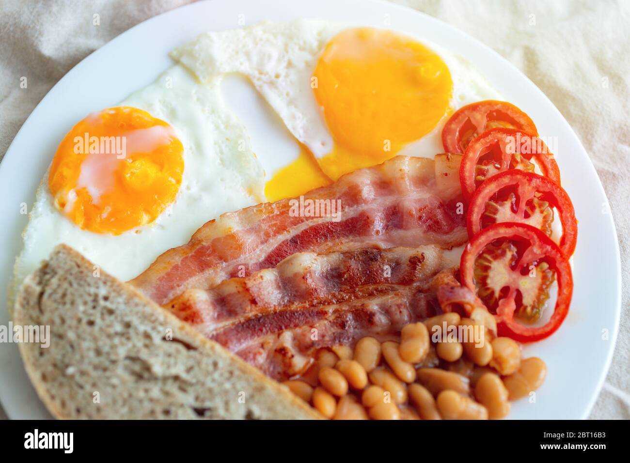 full-breakfast-fried-egg-toast-brunch-png-favpng-ANpeFLmBDrdY8XWj1ppAJXz5S  - The Royal Oak